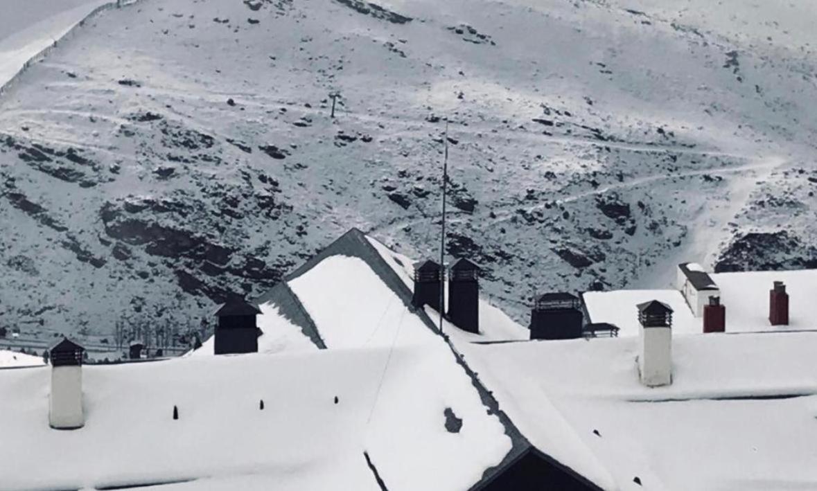 Sierra Nevada Los Alayos Estacion De Esqui Zewnętrze zdjęcie